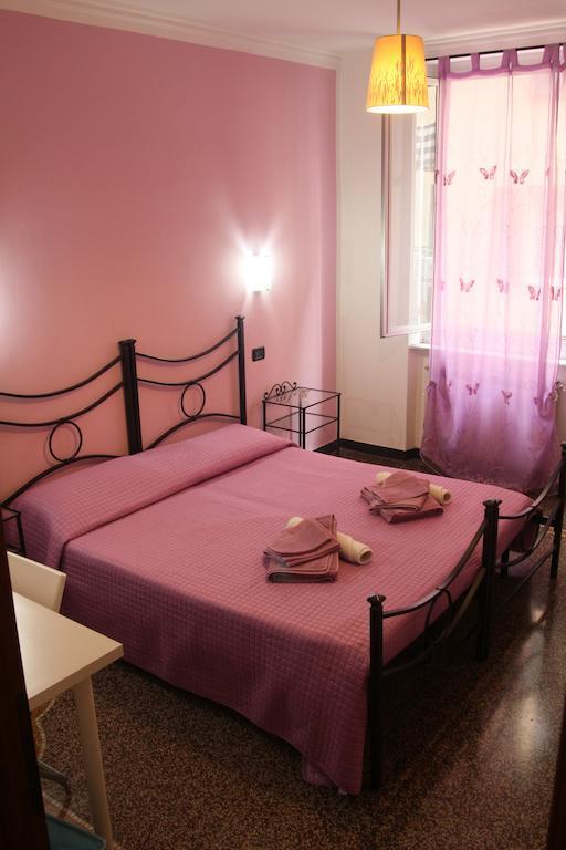 Bed&Breakfast La Rosa dei Venti Genua Zimmer foto